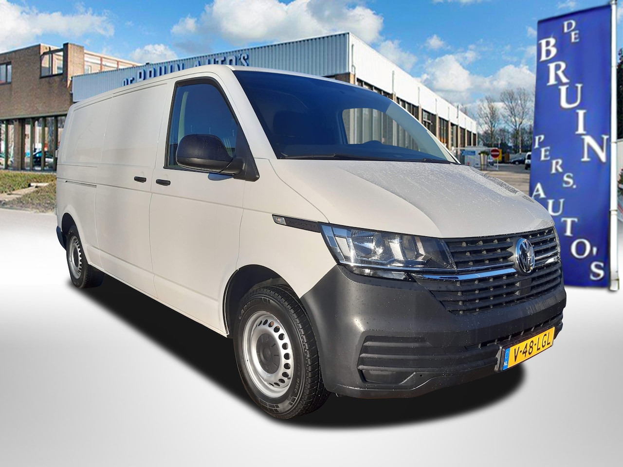 Volkswagen Transporter - 2.0 TDI L2 30 Comfortline Nw model Airco Cruise control PDC Trekhaak 2200Kg - AutoWereld.nl