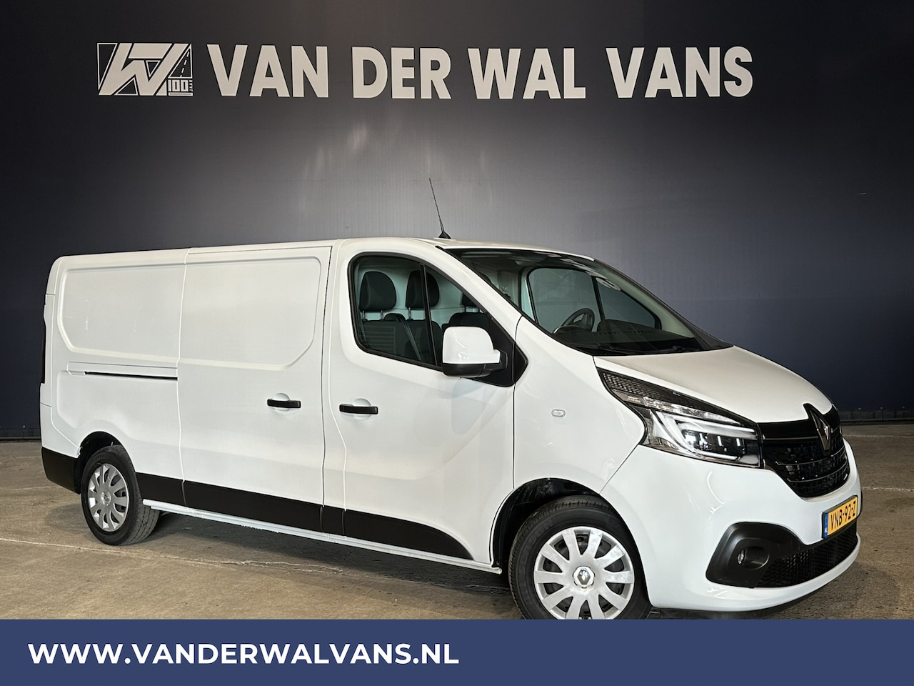 Renault Trafic - 2.0 dCi 120pk L2H1 Euro6 Airco | Navigatie | LED | Cruisecontrol | Trekhaak Trekhaak, Park - AutoWereld.nl