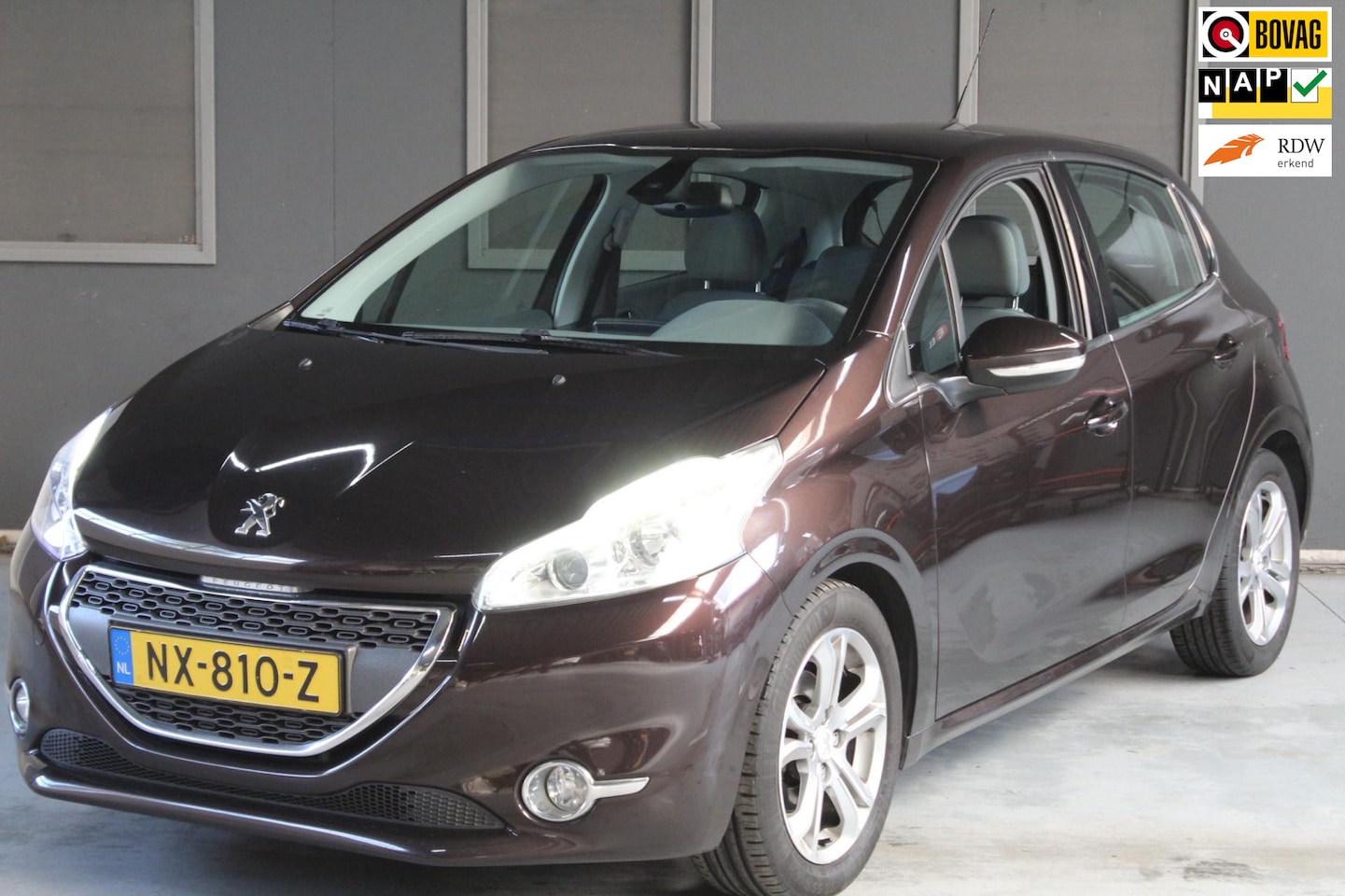 Peugeot 208 - 1.6 Vti Intuïtive 1.6 VTi Intuïtive - AutoWereld.nl