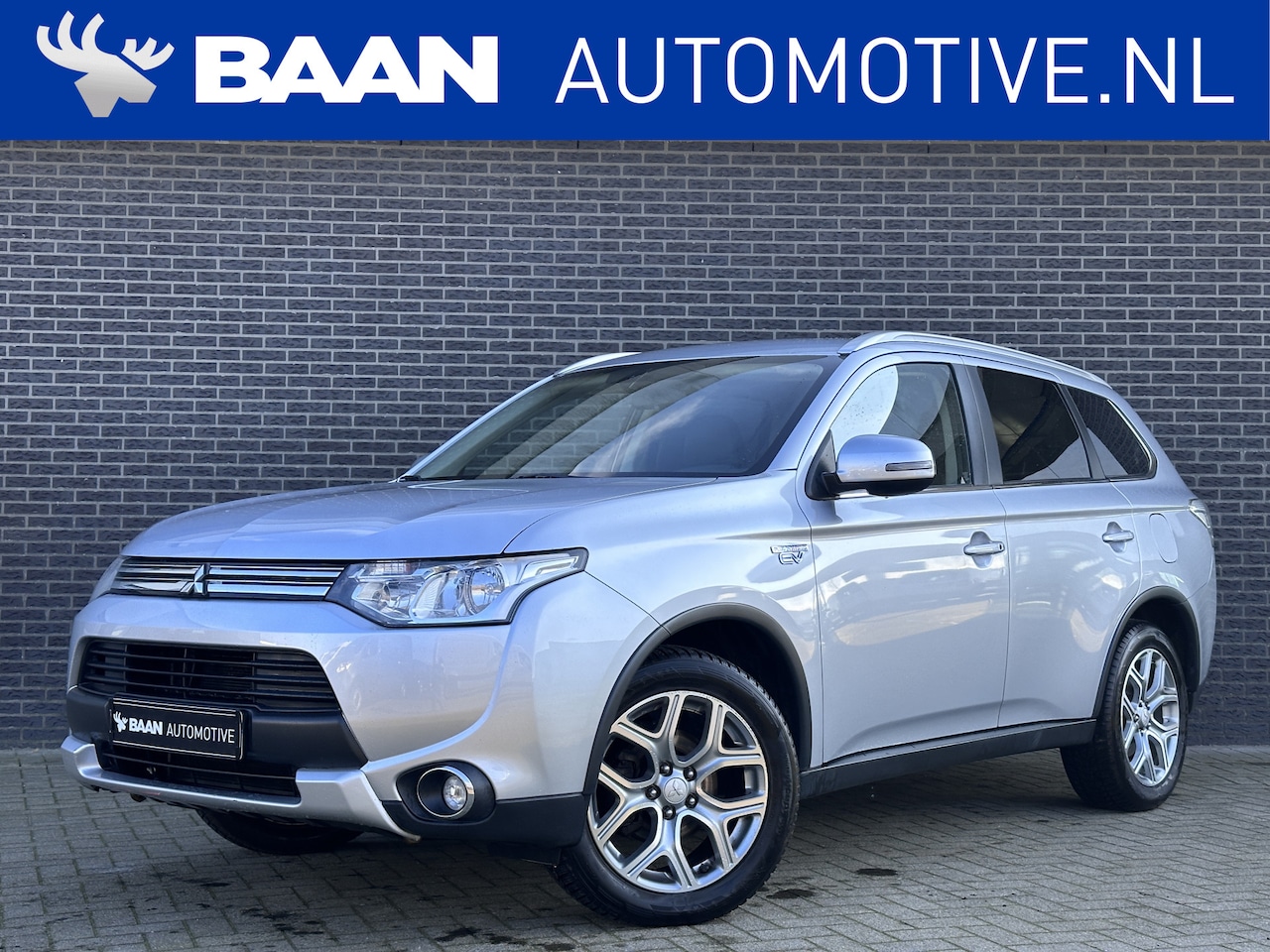 Mitsubishi Outlander - 2.0 PHEV Business Edition X-Line | Navigatie | Camera | - AutoWereld.nl