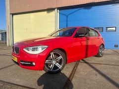 BMW 1-serie - 116i Business Airco Navi ROOD 168DKM NAP