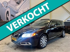 Volvo V70 - 1.6 T4 Automaat Limited Edition | Leer | Schuifdak |