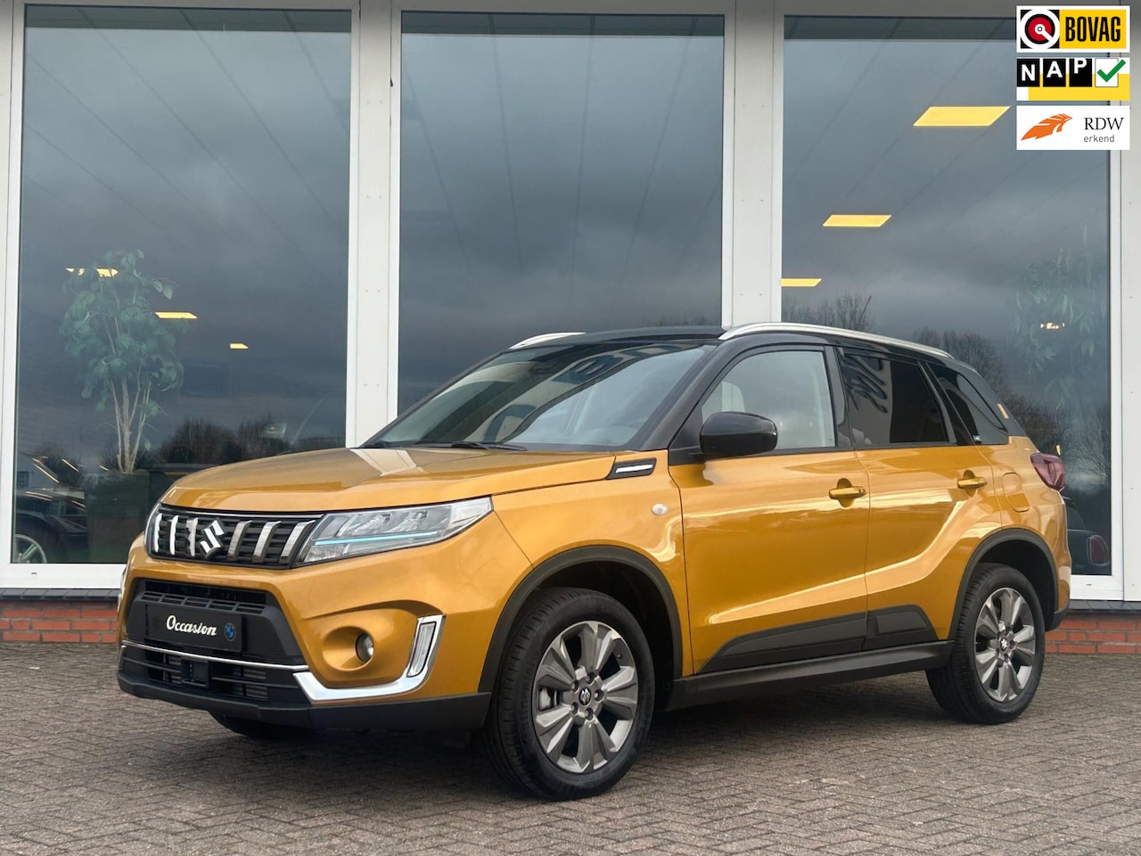 Suzuki Vitara - 1.4 Boosterjet Select Smart Hybrid AUT. - 17.074KM - Navi - Camera - Nieuwstaat - AutoWereld.nl