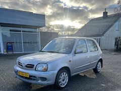 Nissan Micra - 1.4 Luxury CVT