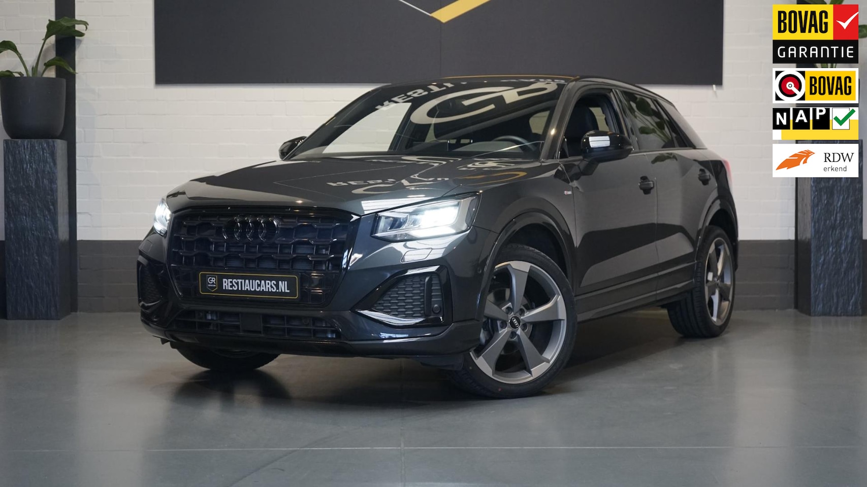 Audi Q2 - 35 TFSI 3x S-Line Black Optik AUTOMAAT-ACC-CAMERA-DRIVE SELECT-KEYLESS-NAVIGATIE-VIRTUEEL- - AutoWereld.nl