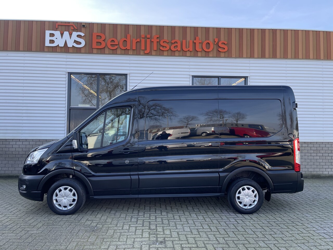 Ford Transit - 290 2.0 TDCI L2H2 Trend / BPM vrij / vaste prijs rijklaar € 19.950 ex btw / lease vanaf € - AutoWereld.nl