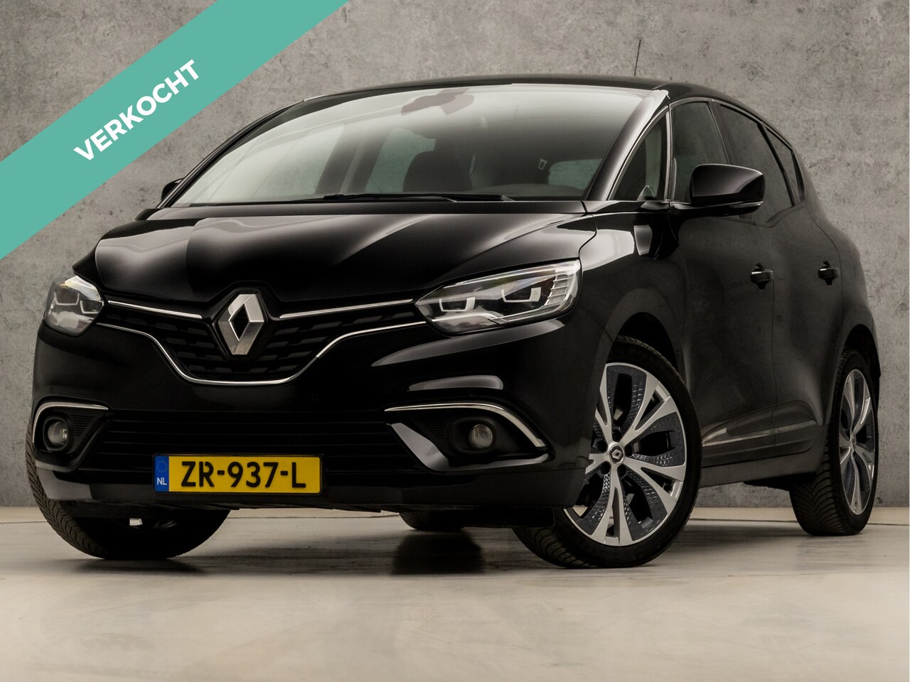 Renault Scénic - 1.3 TCe Bose (PANORAMADAK, APPLE CARPLAY, GROOT NAVI, LEDER, CAMERA, GETINT GLAS, SPORTSTO - AutoWereld.nl