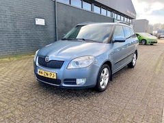 Skoda Fabia Combi - 1.4-16V Sport Airco|Cruise|Trekhaak