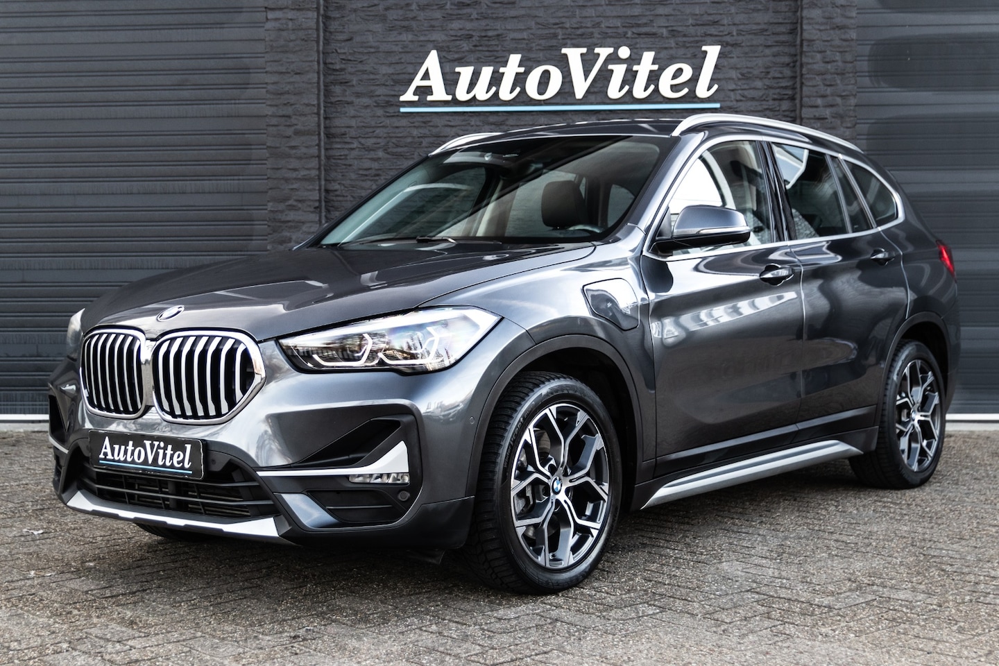 BMW X1 - xDrive25e xLine | Achteruitrijcamera | Elektr. stoel met Memory | Comfort Access | LED - AutoWereld.nl