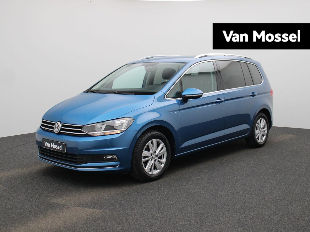 Volkswagen Touran - 1.5 TSI Highline 7p | NAVIGATIE | CLIMATE CONTROL | ADAPTIVE CRUISE CONTROL | PARKEERSENSO - AutoWereld.nl