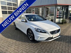 Volvo V40 - 2.0 T2 R-Design