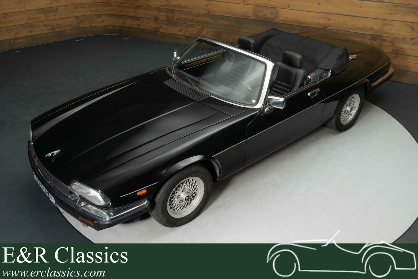 Jaguar XJS - Cabriolet | Triple Black | V12 | 1990 - AutoWereld.nl