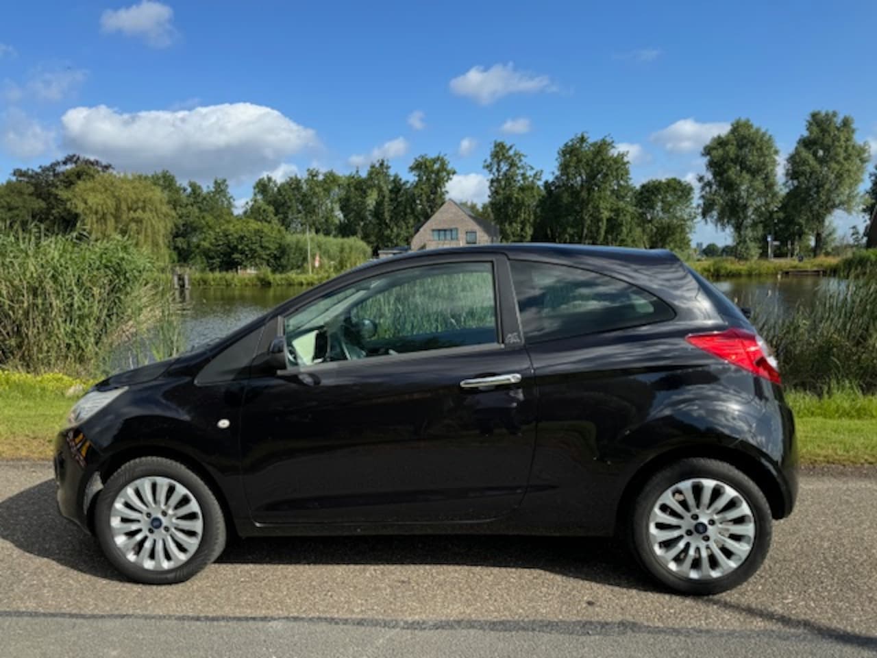 Ford Ka - 1.2 51KW 2009 Titanium - AutoWereld.nl