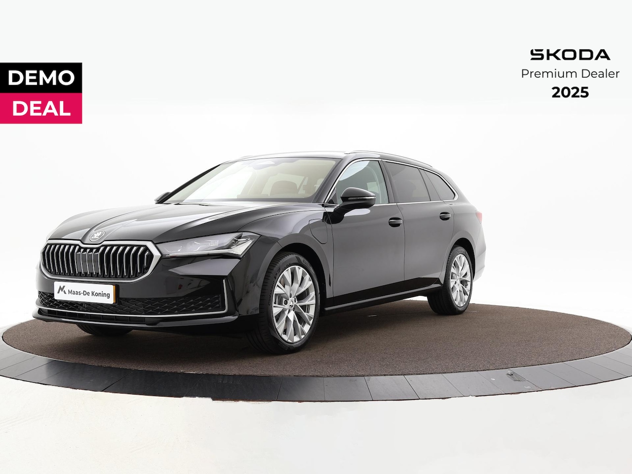 Skoda Superb Combi - 1.5 TSI iV First Edition 1.5 TSI iV First Edition - AutoWereld.nl