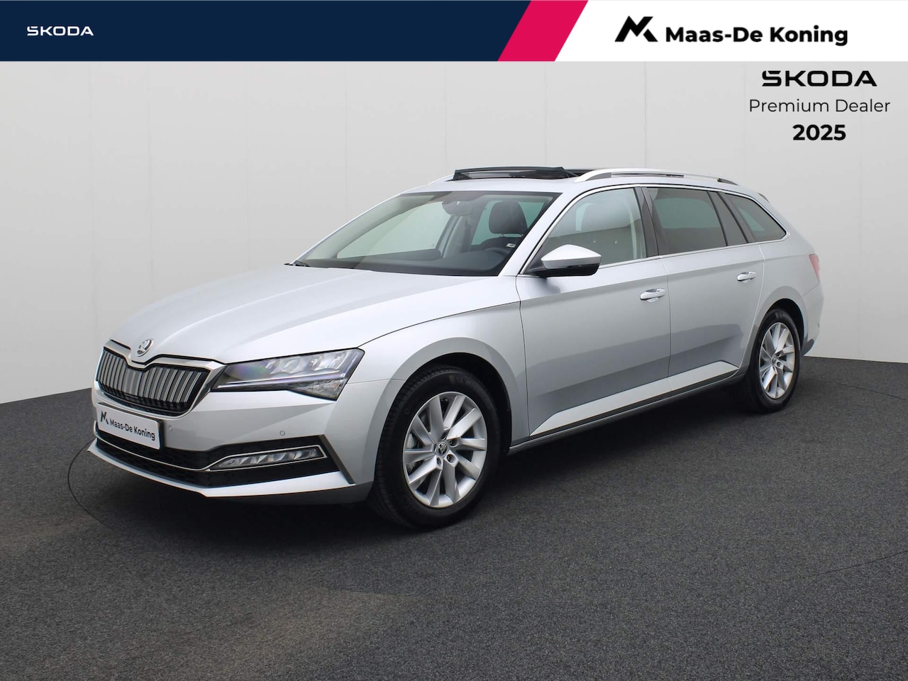 Skoda Superb Combi - 1.4TSIiV 160kW/218PK Business Edition DSG · Navigatie · Parkeersensoren + camera · App con - AutoWereld.nl