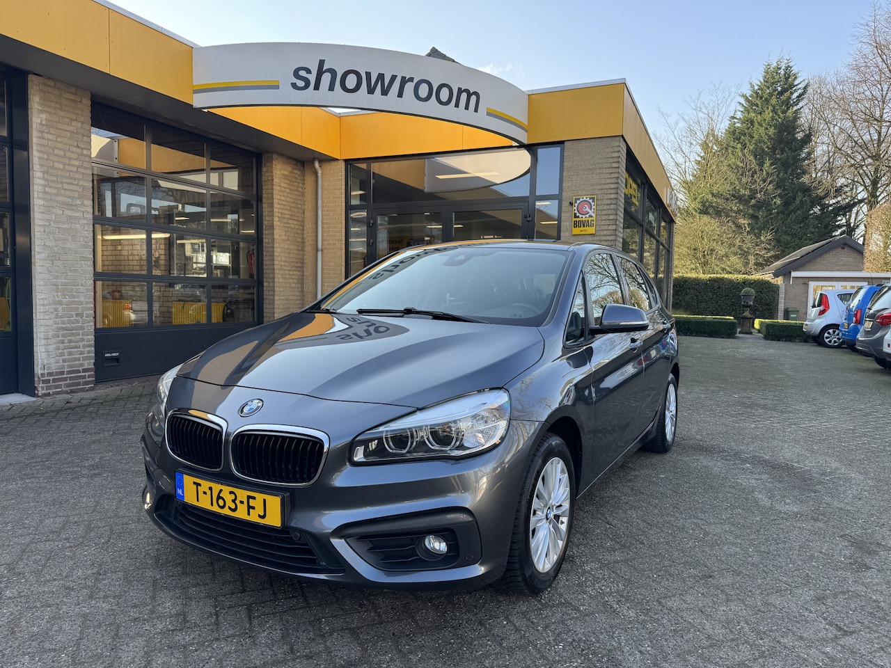 BMW 2-serie Active Tourer - 218i Luxury Navi Climate Control Trekhaak - AutoWereld.nl