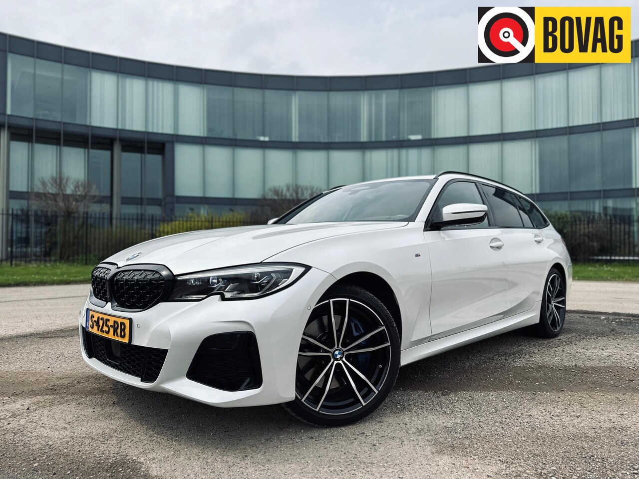 BMW 3-serie Touring - M340i xDrive High Executive M340i xDrive High Executive - AutoWereld.nl