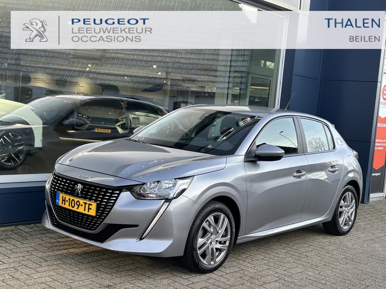 Peugeot 208 - 1.2 Turbo 100PK Active Pack 6-Bak | Lichtmetaal | Navigatie via Telefoon | Keyless Start | - AutoWereld.nl