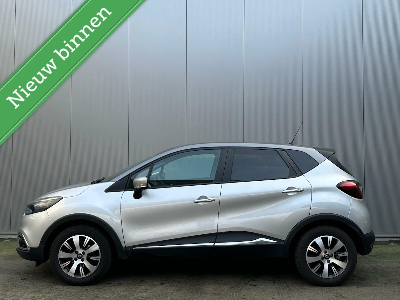 Renault Captur - 0.9 TCe Dynamique Cruise Airco Trekhaak - AutoWereld.nl