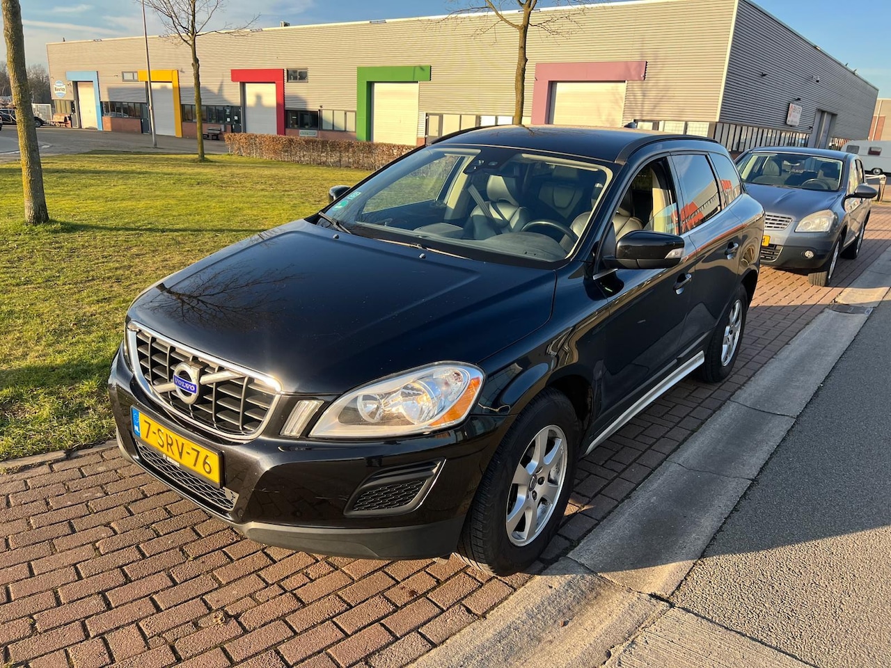 Volvo XC60 - 2.0 D3 Summum - AutoWereld.nl