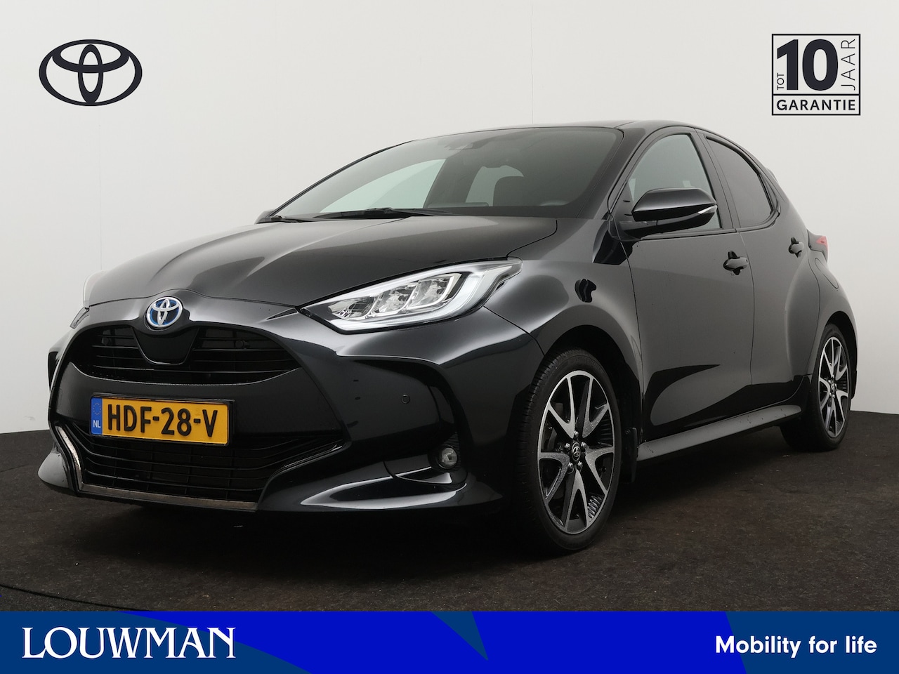 Toyota Yaris - 1.5 Hybrid Executive | Stoel en stuurwiel verwarmd | Dodehoek Ass. | Cruise Control Adapti - AutoWereld.nl