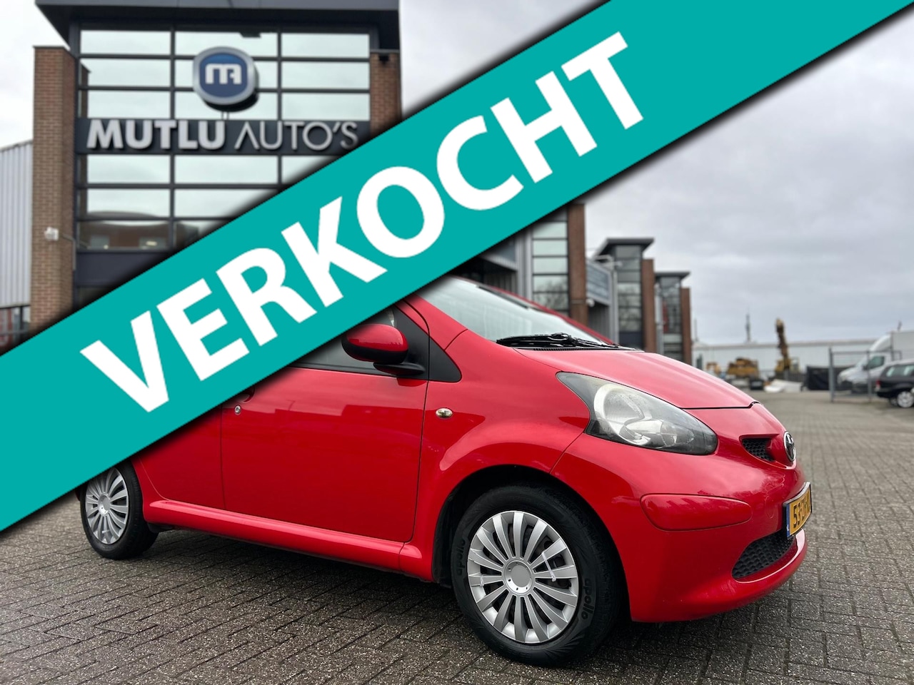 Toyota Aygo - 1.0-12V + 5deurs Airco NAP APK - AutoWereld.nl