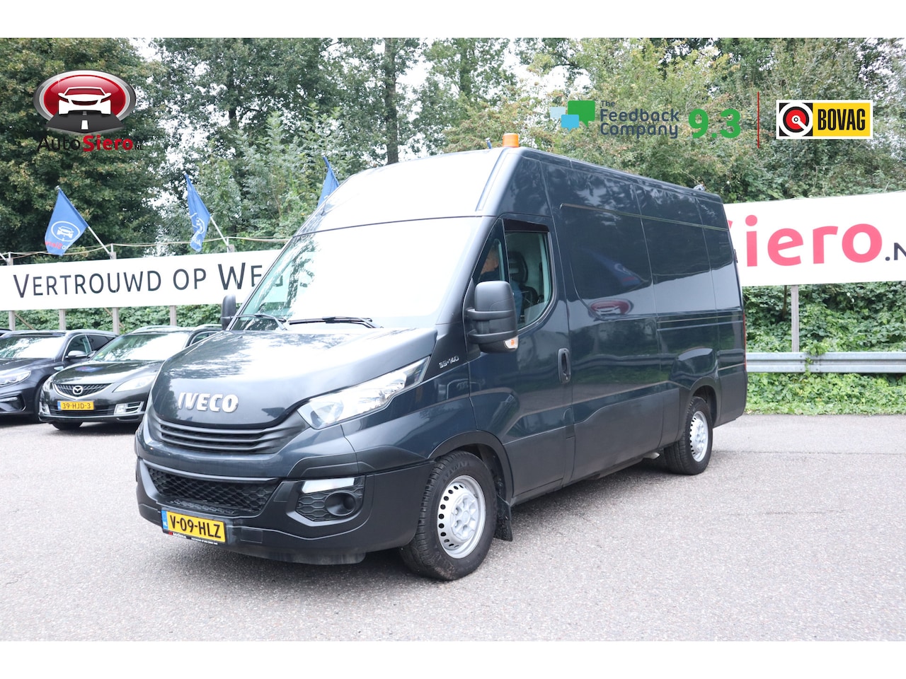 Iveco Daily - 35S14V 2.3 352 H3 L- Navigatie, L3 H3, Trekhaak, Airco - AutoWereld.nl