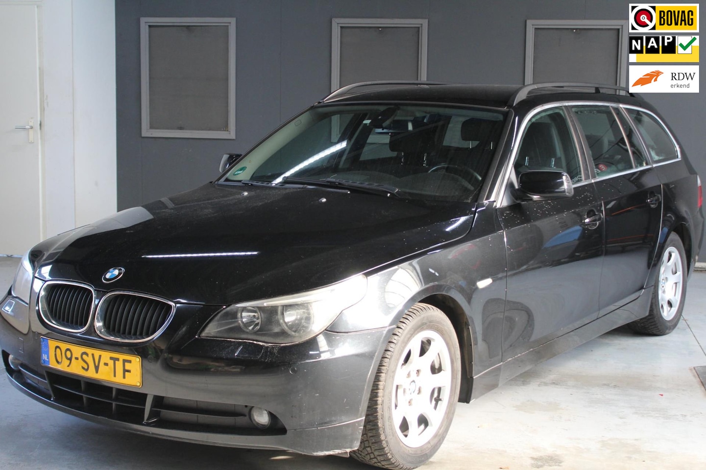 BMW 5-serie Touring - 523i Executive 523i Executive - AutoWereld.nl