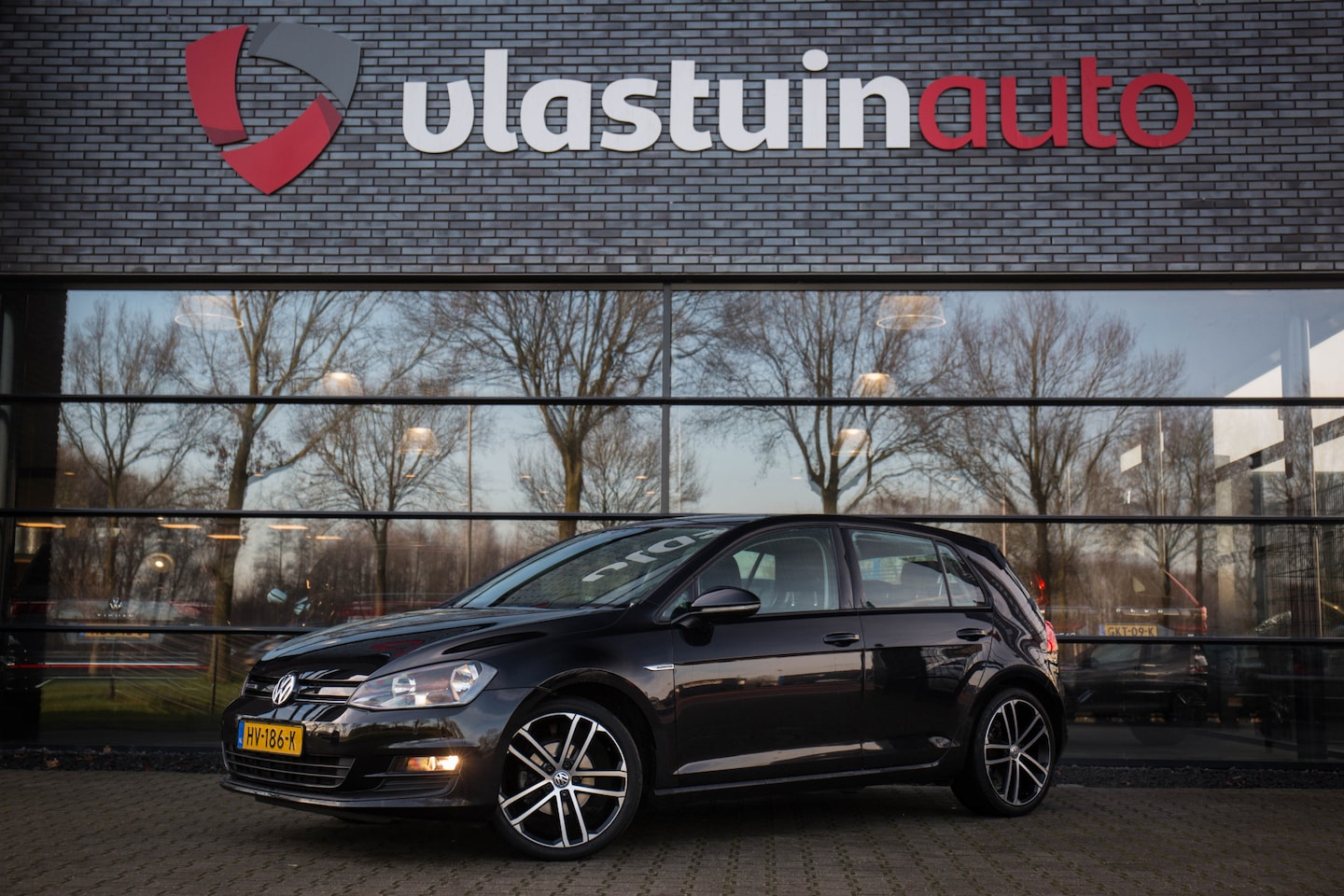 Volkswagen Golf - 1.0 TSI Comfortline 1.0 TSI Comfortline , Cruise control, Trekhaak, Navigatie, - AutoWereld.nl