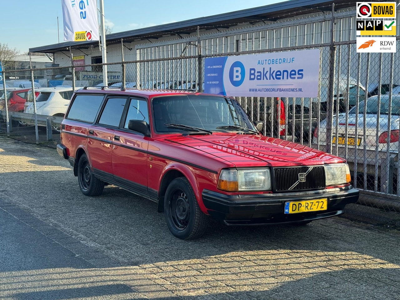 Volvo 240 - 2.3i Polar | Airco | Cruise | APK 06-2026 - AutoWereld.nl