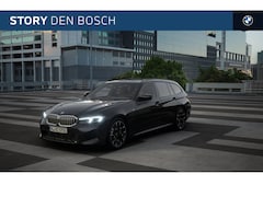 BMW 3-serie Touring - 330e High Executive M Sport Automaat / Panoramadak / Trekhaak / Verwarmd stuurwiel / Sport