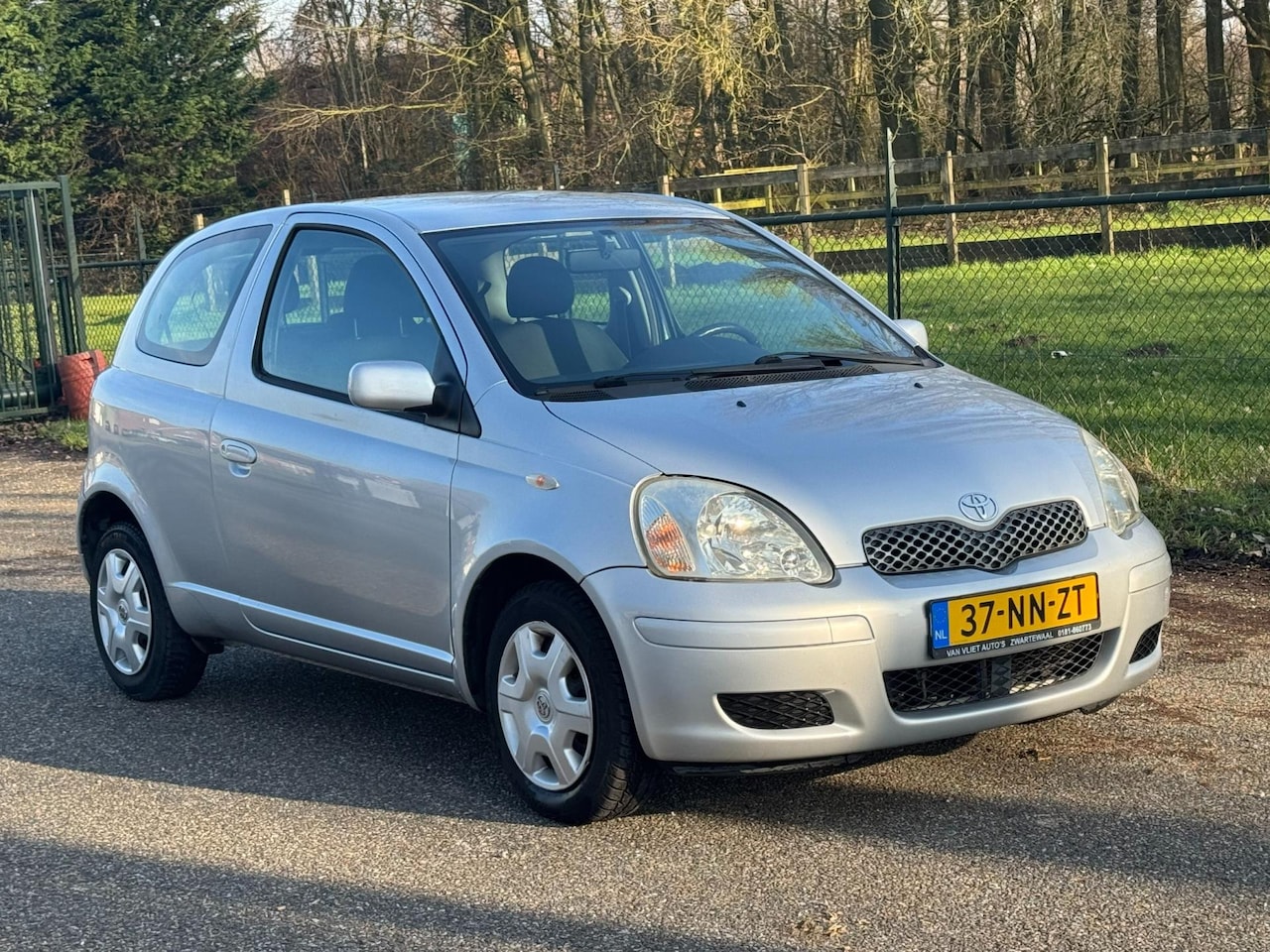 Toyota Yaris - 1.3 VVT-i Sol /Airco/NAP/ - AutoWereld.nl