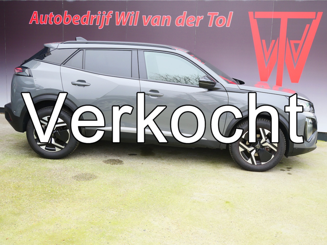 Peugeot 2008 - 1.2 PureTech ALLURE | A.C.C. | NAVIGATIE | NIEUW MODEL | FABRIEKSGARANTIE!! - AutoWereld.nl