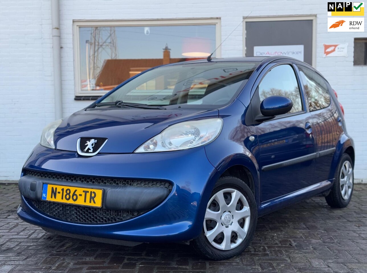 Peugeot 107 - 1.0-12V XR 5 deurs Nieuwe APK - AutoWereld.nl