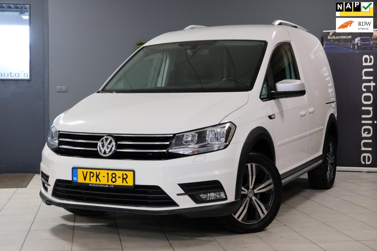 Volkswagen Caddy - 2.0 TDI L1H1 BMT 4Motion Airco/Tr.haak/6-bak - AutoWereld.nl