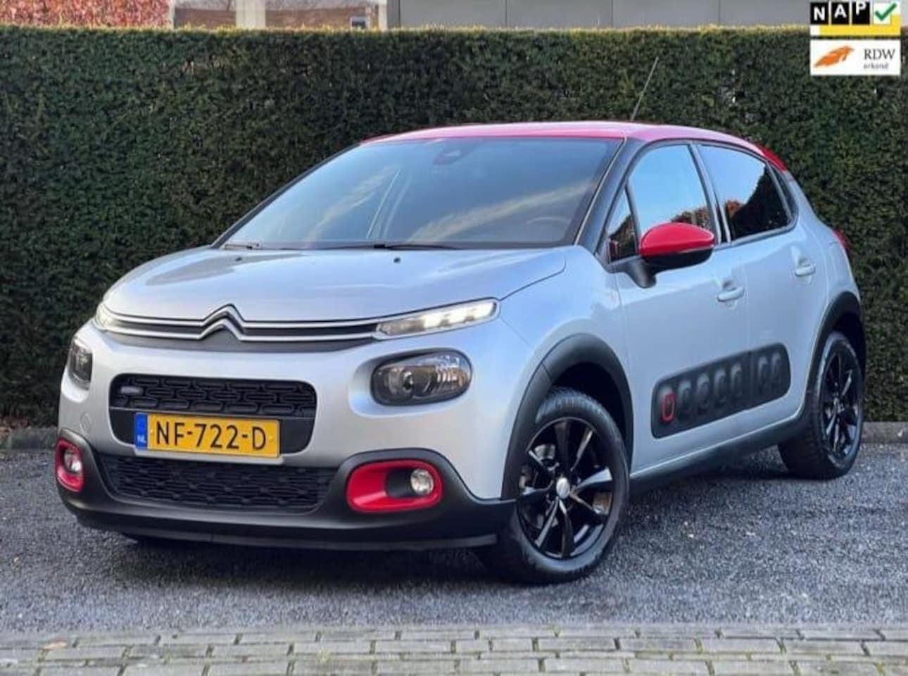 Citroën C3 - 1.2 PureTech Navigatie|Camera Shine 2017 - AutoWereld.nl