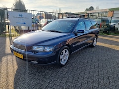 Volvo V70 - 2.4 Comfort Line