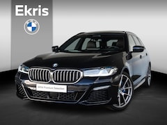 BMW 5-serie Touring - 530e | M Sportpakket | Adaptief onderstel | 20 inch | Glazen panoramadak | Soft Close | Dr