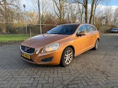 Volvo V60 - 1.6 D2 Summum NW APK Airco Cruise