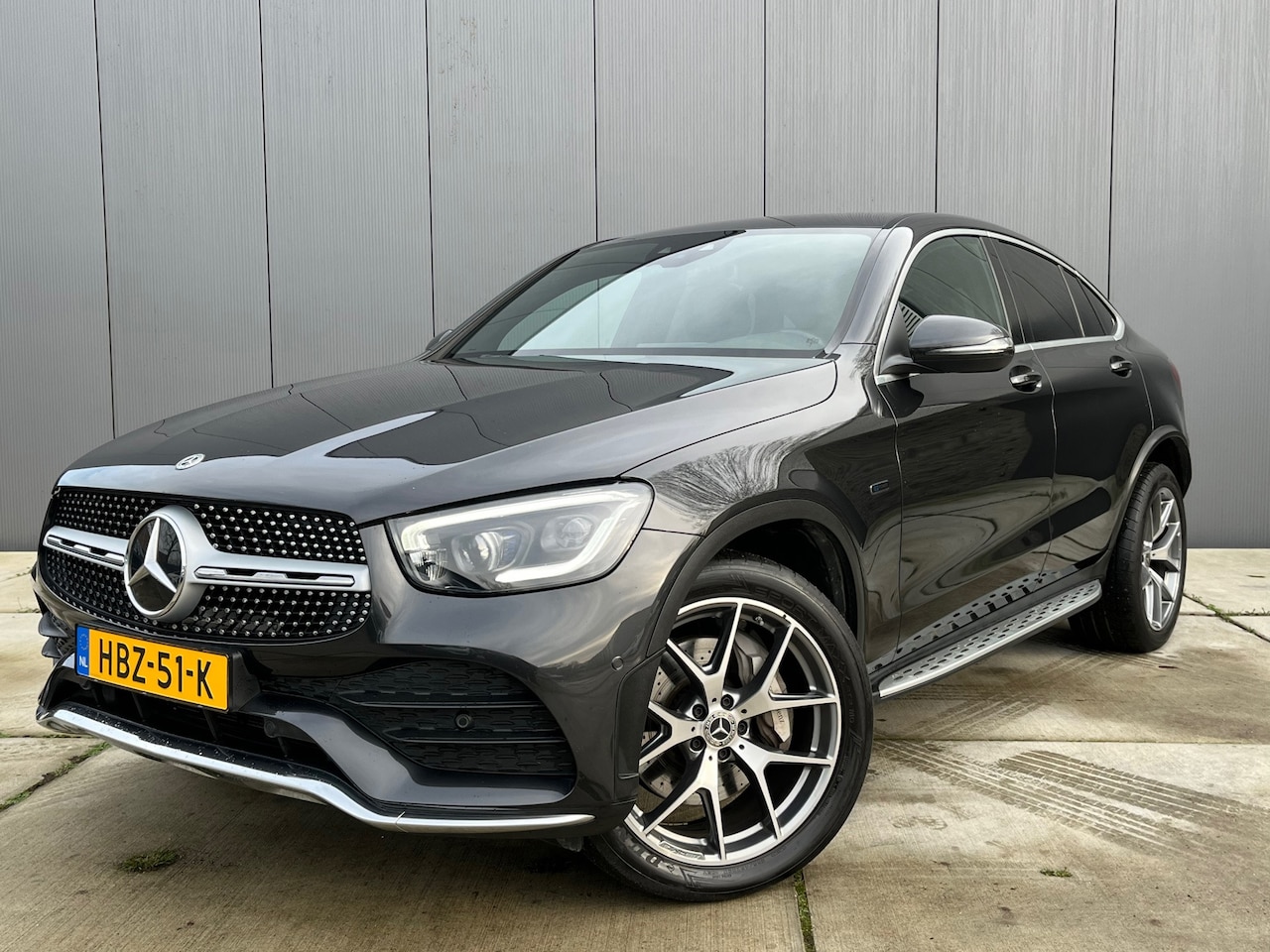 Mercedes-Benz GLC-klasse Coupé - 300e 4MATIC Business Solution AMG | Burmester | Treeplanken | - AutoWereld.nl