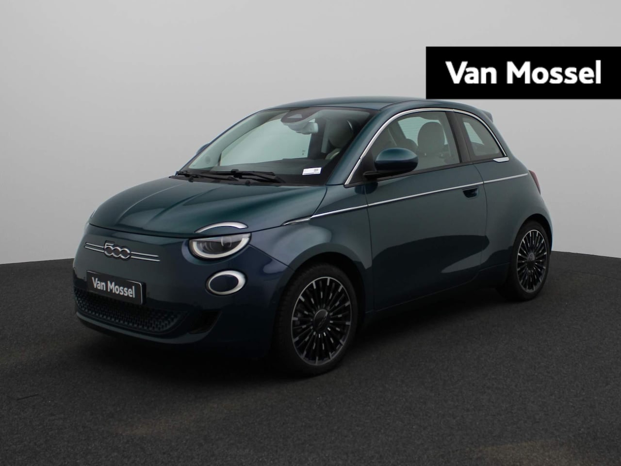 Fiat 500e - 3+1 La Prima 42 kWh | Leder | Navi | Stoel Verw. | Cam | Led | DAB | Apple Carplay | - AutoWereld.nl