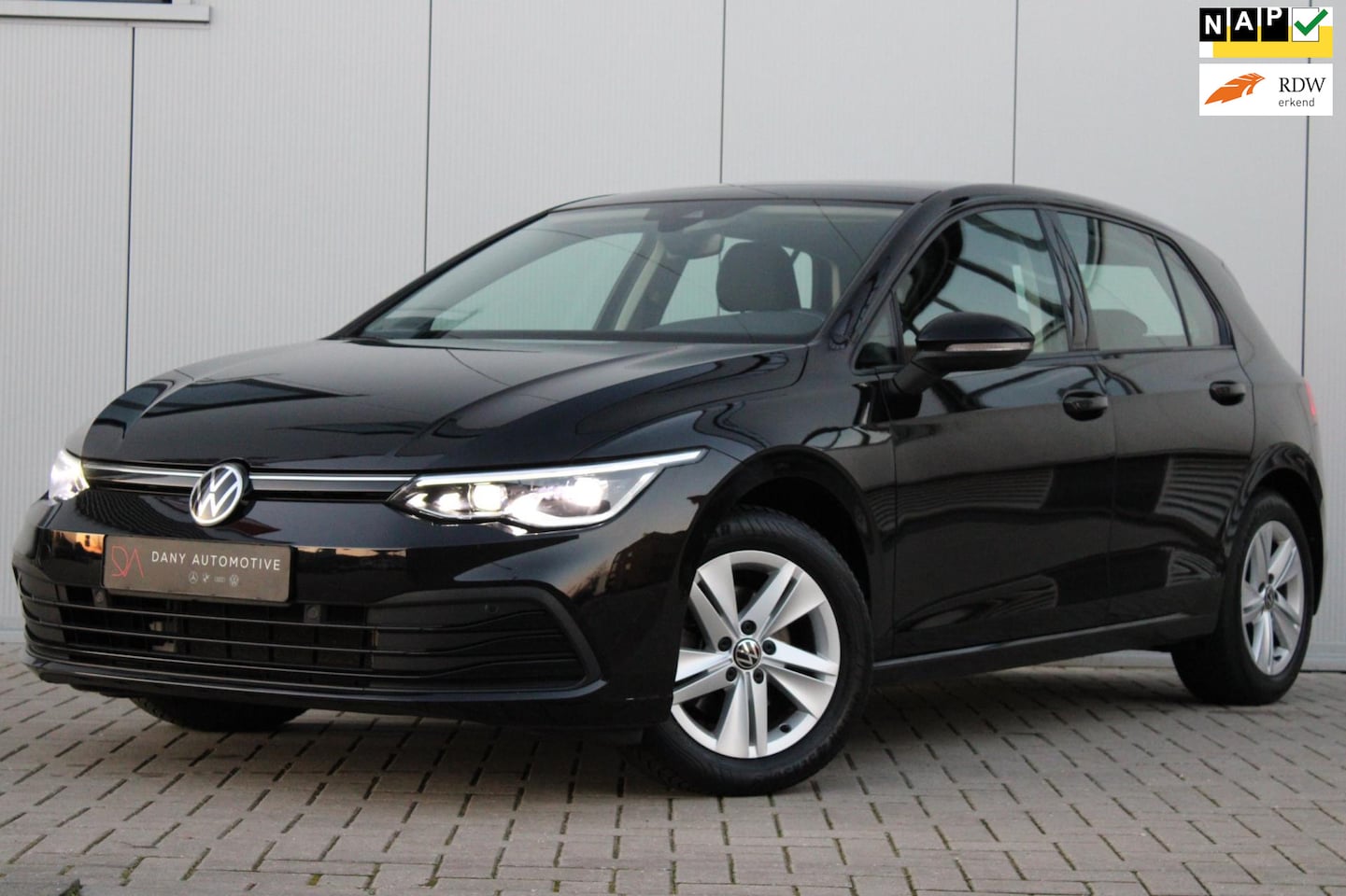 Volkswagen Golf - 1.5 eTSI PANO I SFEER I ACC I CARPLAY I IQ DRIVE I LED I CAM I STUUR VERW. I - AutoWereld.nl