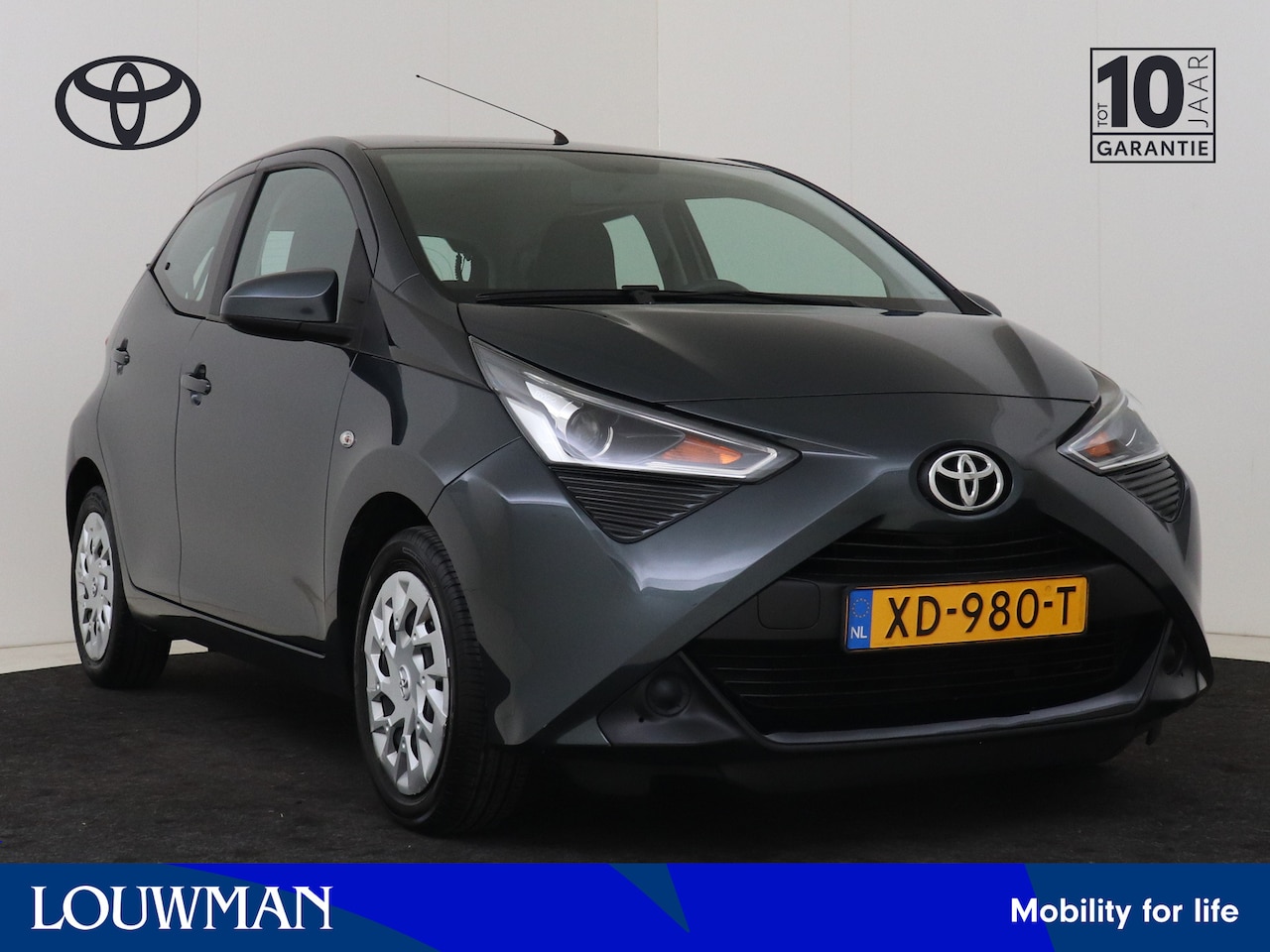 Toyota Aygo - 1.0 VVT-i x-play I Airco I 5 Deurs I Zuinig I Centrale vergrendeling met afstandsbediening - AutoWereld.nl