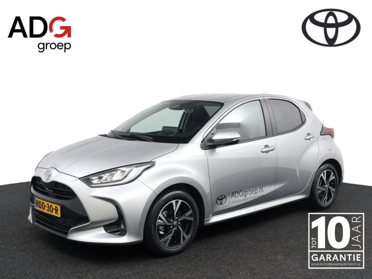 Toyota Yaris - 1.5 Hybrid 115 First Edition | Navigatie | Keyless Entry | Direct Leverbaar | - AutoWereld.nl