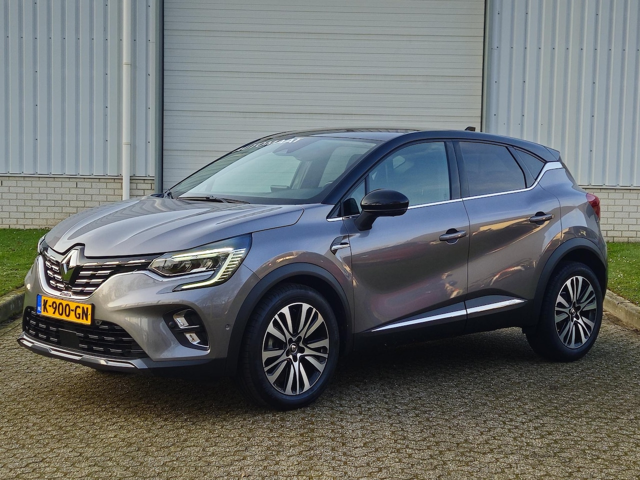 Renault Captur - 1.3 130PK Initiale Paris / Dealer Onderhouden / Weinig KM /  Adaptief Cruise Control / Sto - AutoWereld.nl