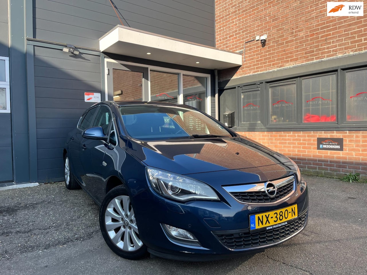 Opel Astra - 1.4 Turbo Sport|NAVI|PDC|XENON|CRUISE|TREKHAAK|APK - AutoWereld.nl