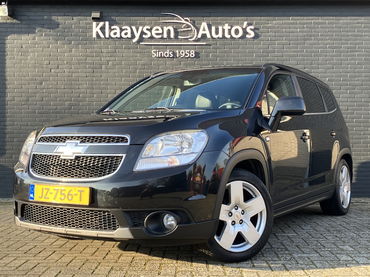 Chevrolet Orlando - 1.4T LTZ+ 140 pk | 7 persoons | navigatie | leder interieur | trekhaak | camera - AutoWereld.nl