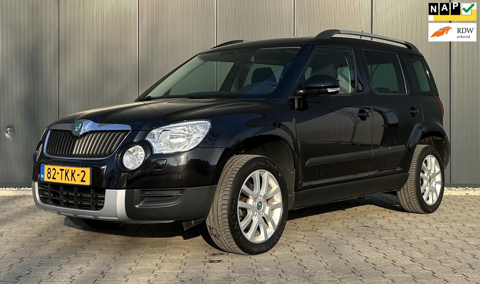 Skoda Yeti - 1.2 TSI Elegance Airco Cruise Pano Trekhaak Automaat - AutoWereld.nl