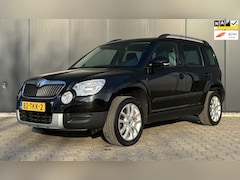 Skoda Yeti - 1.2 TSI Elegance Airco Cruise Pano Trekhaak Automaat