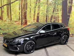 Volvo V40 - 2.0 T5 R-Design Plus Line Automaat 245 PK Sensus Camera Elek. Stoel Memory Leder Alcantara